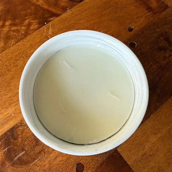 Dip 3-Wick Candle - Picture 2 of 3